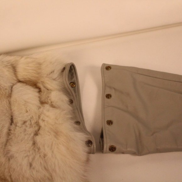 O'Brien & Sons Fox and Leather Coat - Picture 8 of 12